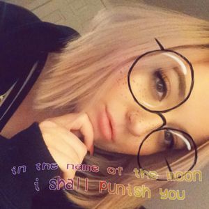 Meet your Posher, Rebecca